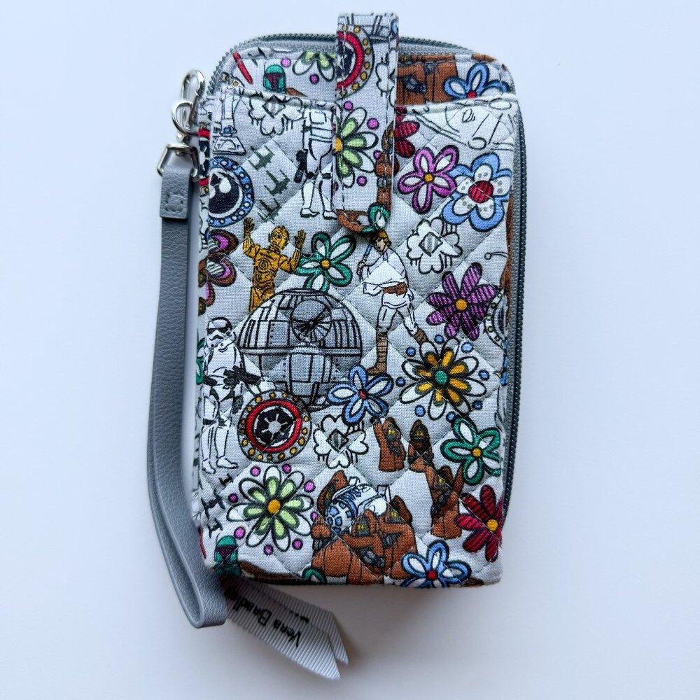 Vera Bradley Star Wars Far Away Light V. Dark Smartphone Wristlet Wallet Floral